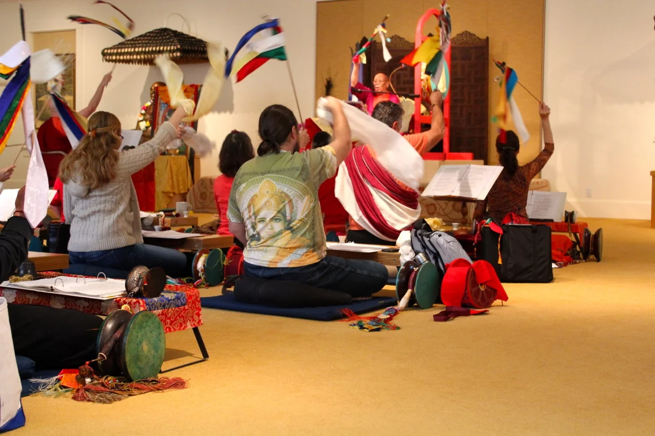      

 
   White Mahakala  The White Mahakala ceremony brings wealth and good fortune in the areas of family, business, knowledge and spirituality. The practice removes obstacles to the flow of prosperity and invokes positive energies, helping parti