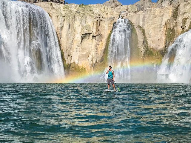 Epic days on the board.
.
.
.
.
.
#bote #paddle #board #idaho #waterfalls #water #boteboards #shoshonefalls #id #getoutside #neverstopexploring #columbiapfg #flyfish #waves #nature #snakeriver #getoutstayout