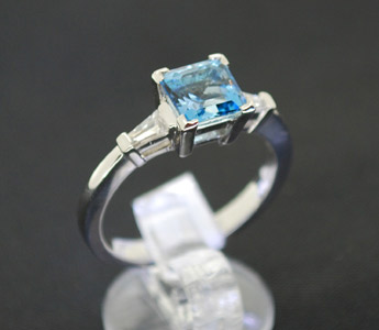 square-aquamarine-diamond-white-gold-ring.jpg