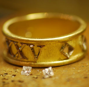 diamond-roman-numeral-gold-ring.jpg