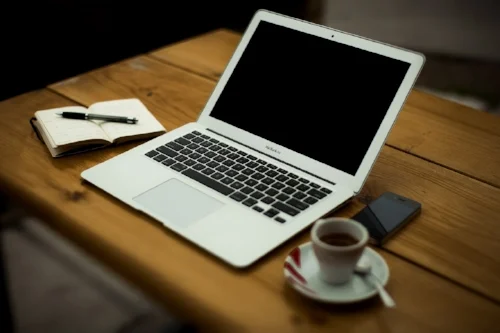 home-office-336377_1280.jpg