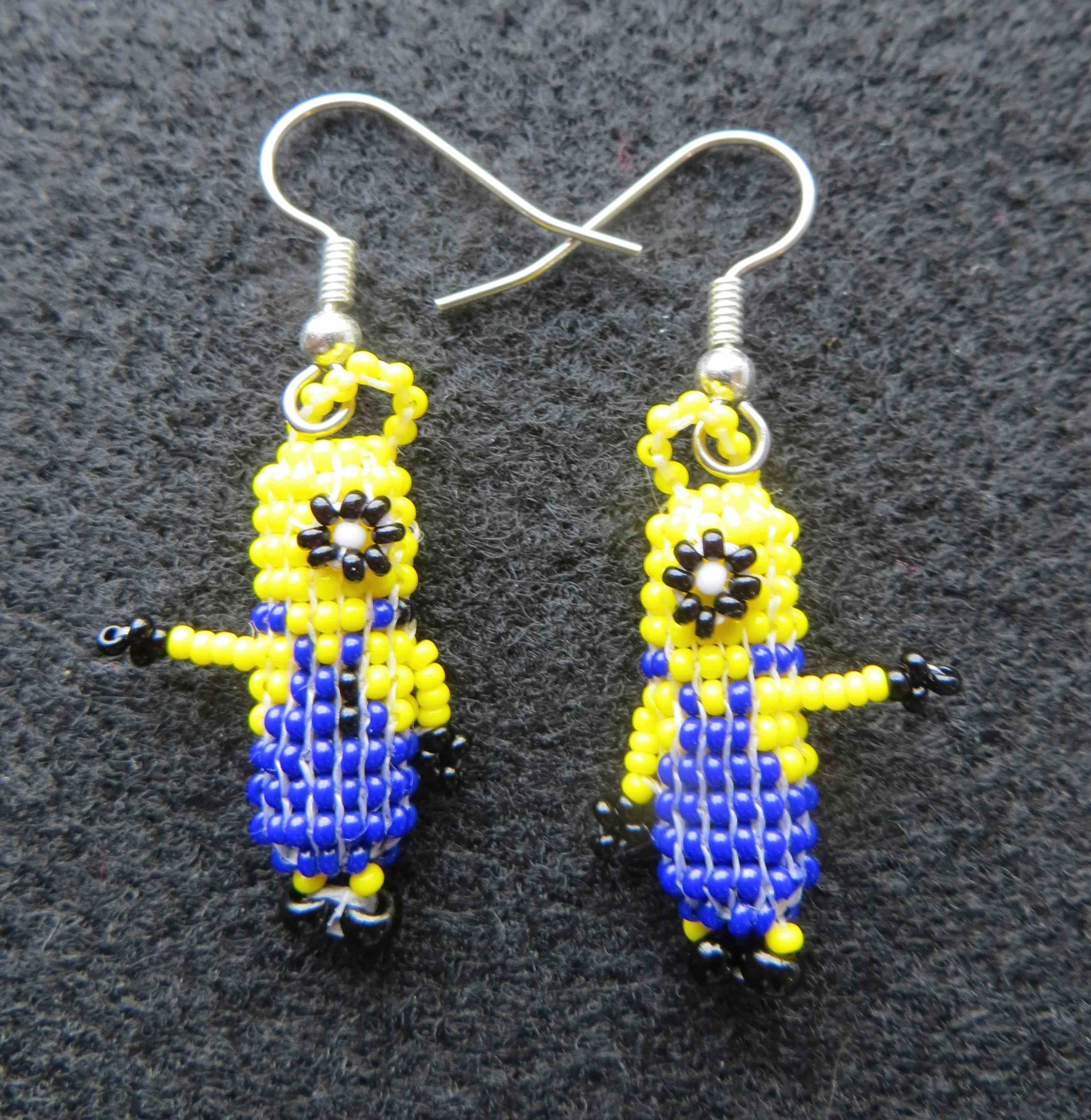 Beaded Minion earring set-011 - Copy_1.jpg