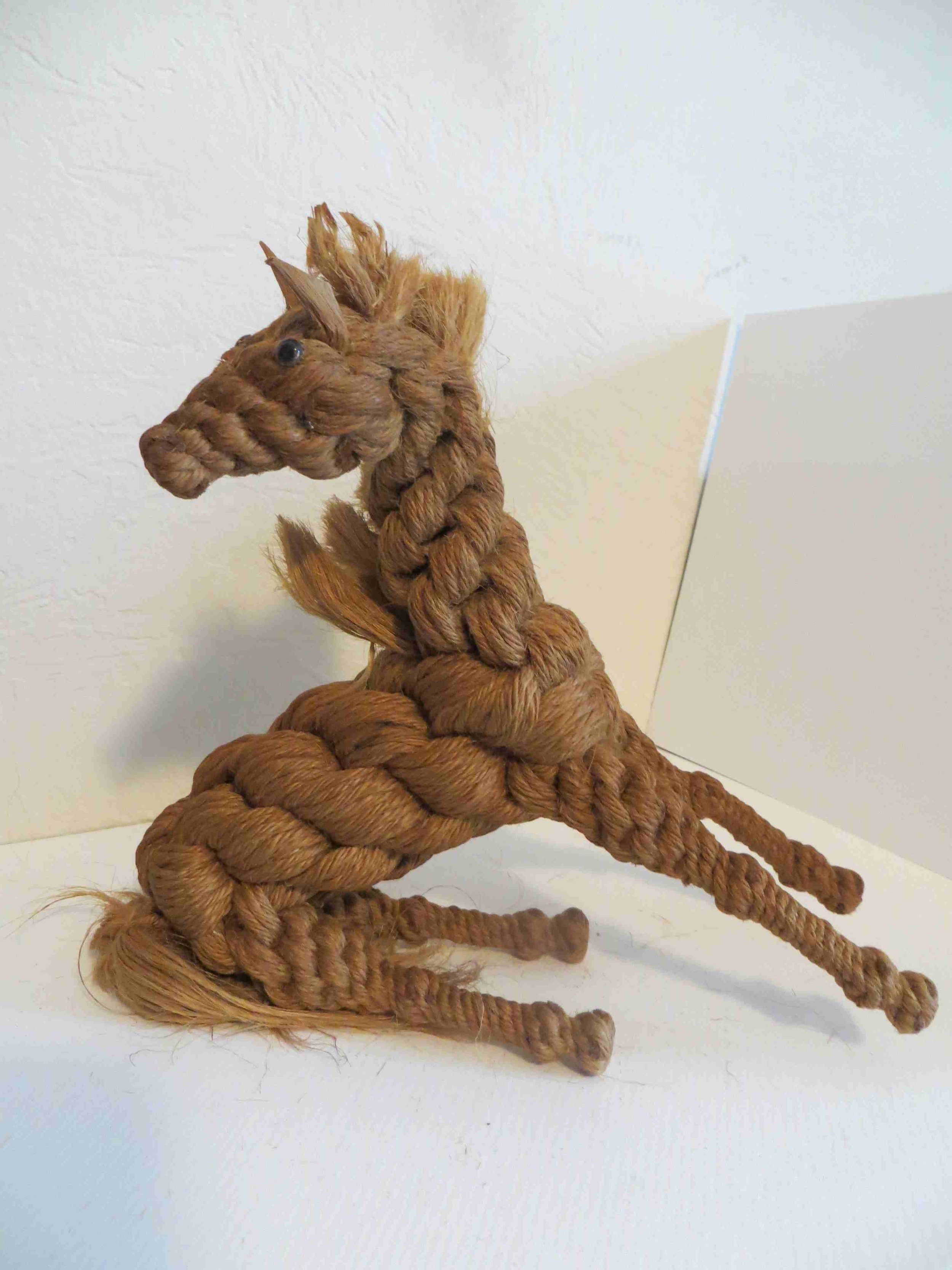 Twine Horse sculpture by Raiford FL INmate ARtist-022.jpg