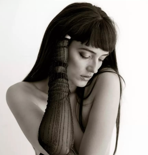 SHORT POSES / POSES CORTAS con @ninette_shibara