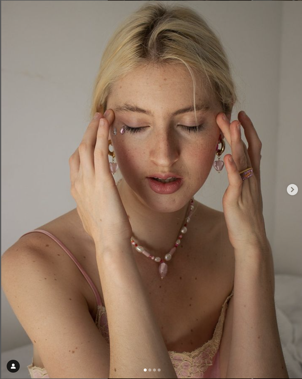 SHORT POSES / POSES CORTAS con @savannah.angela