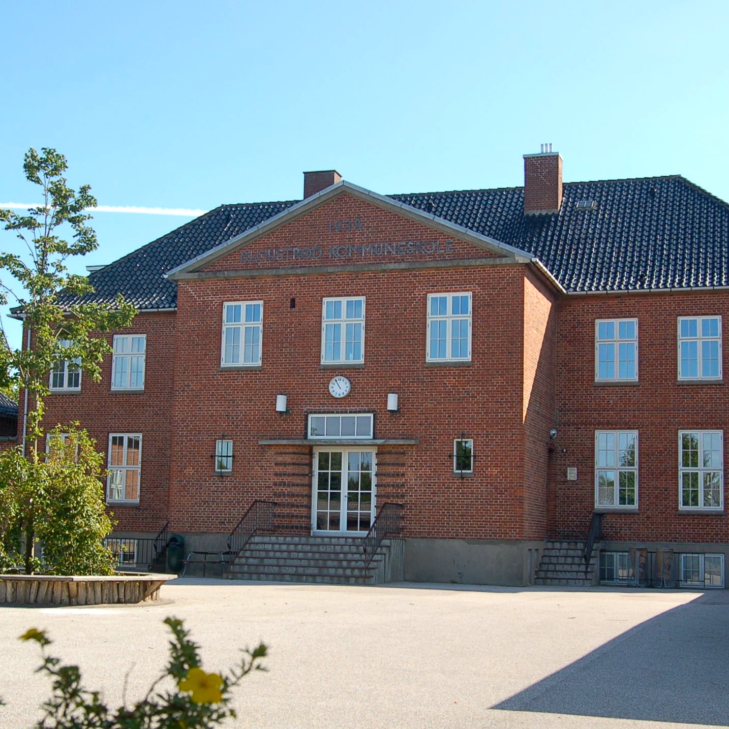 Blovstrød Skole (Flemming Nyberg)_2.jpg