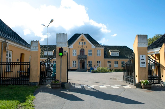 Røde Kors forbereder sig på at huse op mod 200 flygtninge. Flere flygtninge kan være på vej i løbet af de næste par dage. Foto: AOB