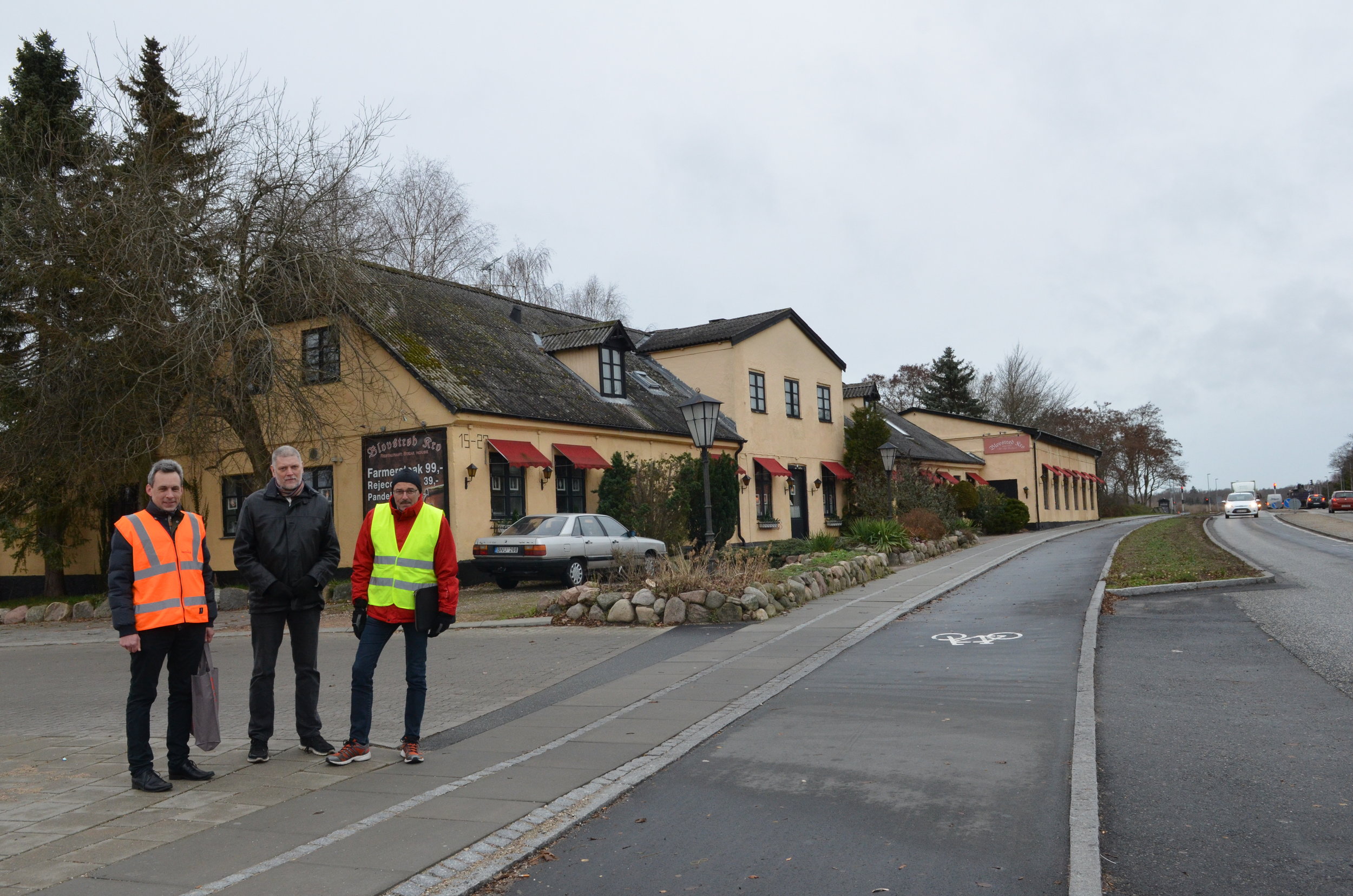 AOBs møde var med (fra venstre) Niras A/S: Uffe Schmidt-Sørensen , og fra kommunen/'Teknik og Drift': teknisk chef, Hans Dyrby Kloch og Niels Clemens Nordvig. Foto: AOB