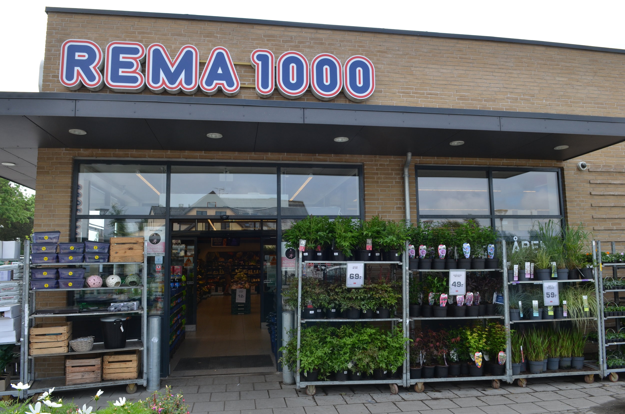 5 REMA 1000, Blovstrød