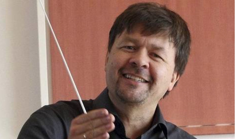 Koncerten dirigeres af Klaus Munk-Nielsen, som er korets nye dirigent og for første gang ved korets årlige forårskoncert. Pressefoto