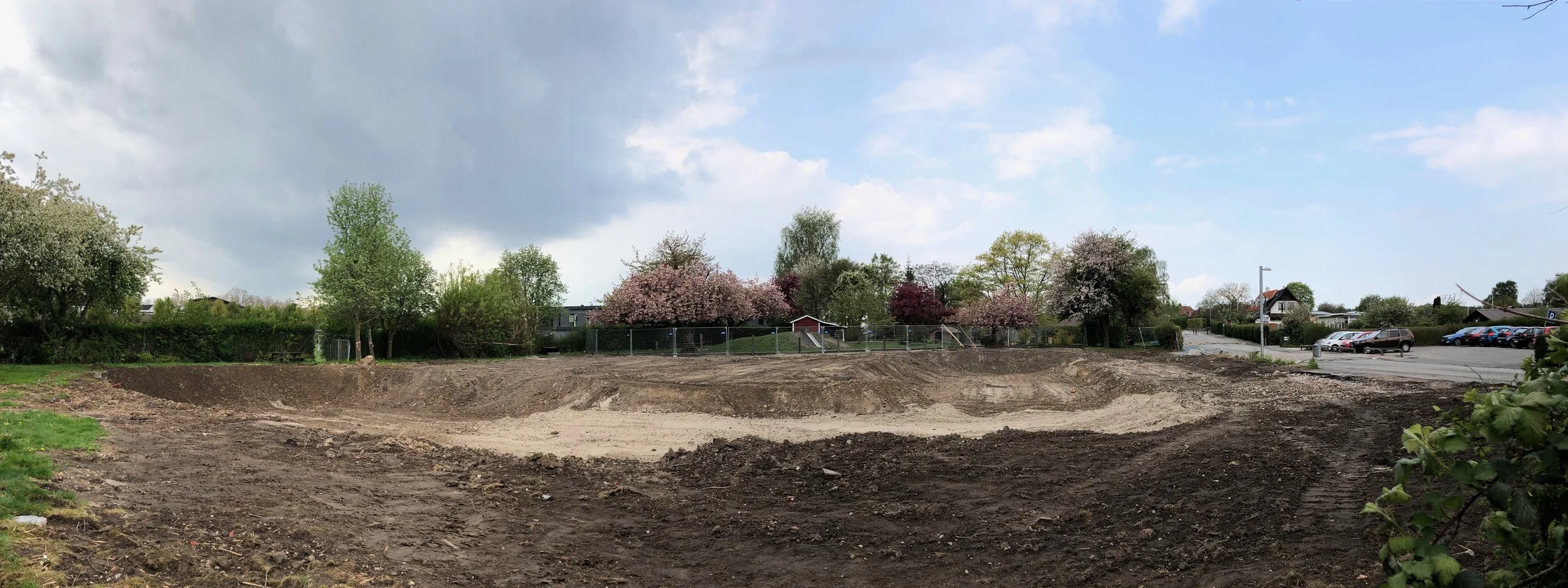 Den gamle institution er allerede revet ned, og der er nu klar til det nye børnehus Bøgelunden. Det forventes, at arbejdet på selve grunden starter op lige efter sommerferien og afsluttes medio 2020. Foto: AOB