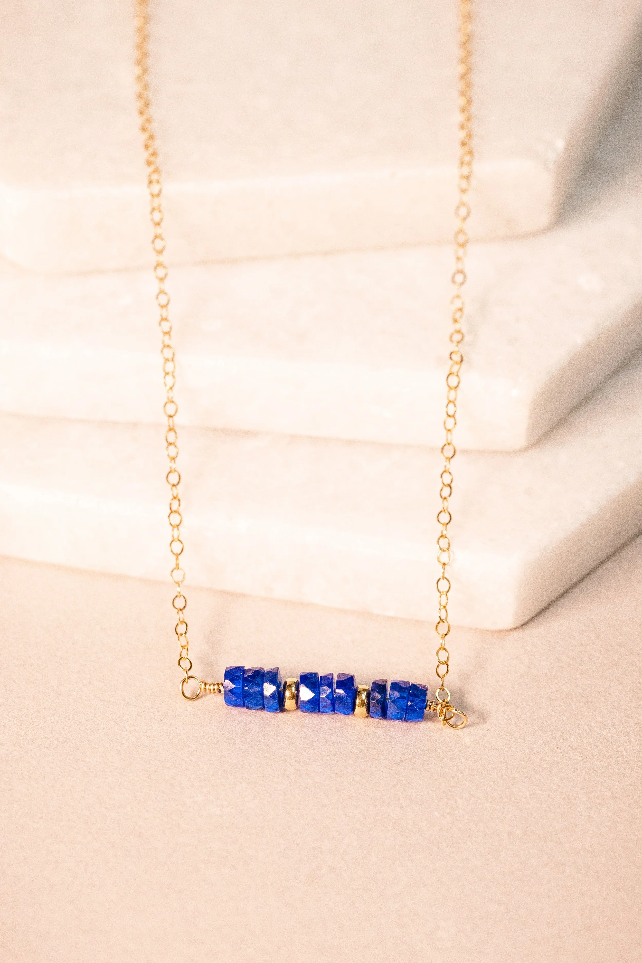 Jewelry e-commerce photography. Macro with off-camera flash