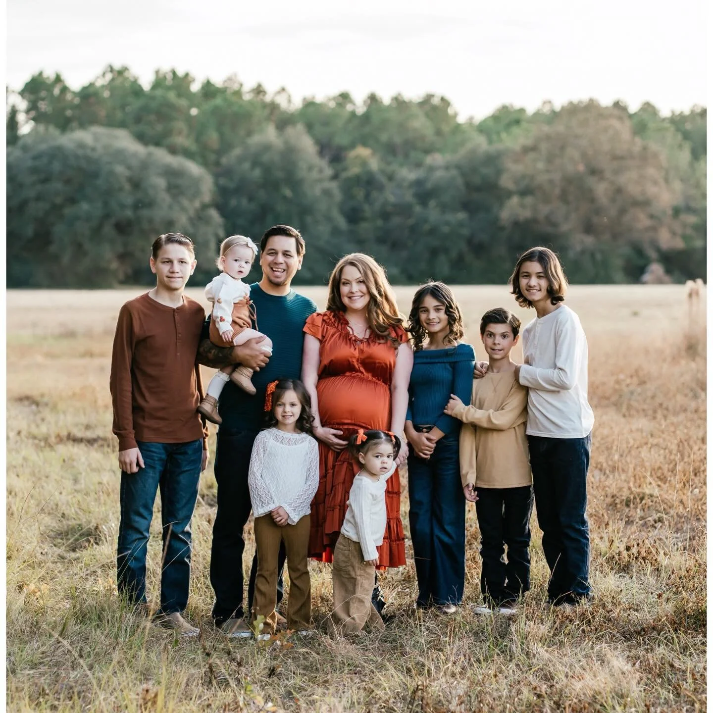 Sometimes a maternity session feels less like &ldquo;pictures&rdquo; and more like pausing real life for a second.
This season asks a lot of you &mdash; growing, preparing, and still showing up for the little ones already here. My goal is to create s