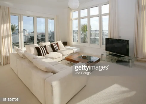 Natural Alternatives to Bleach for Stain Removal