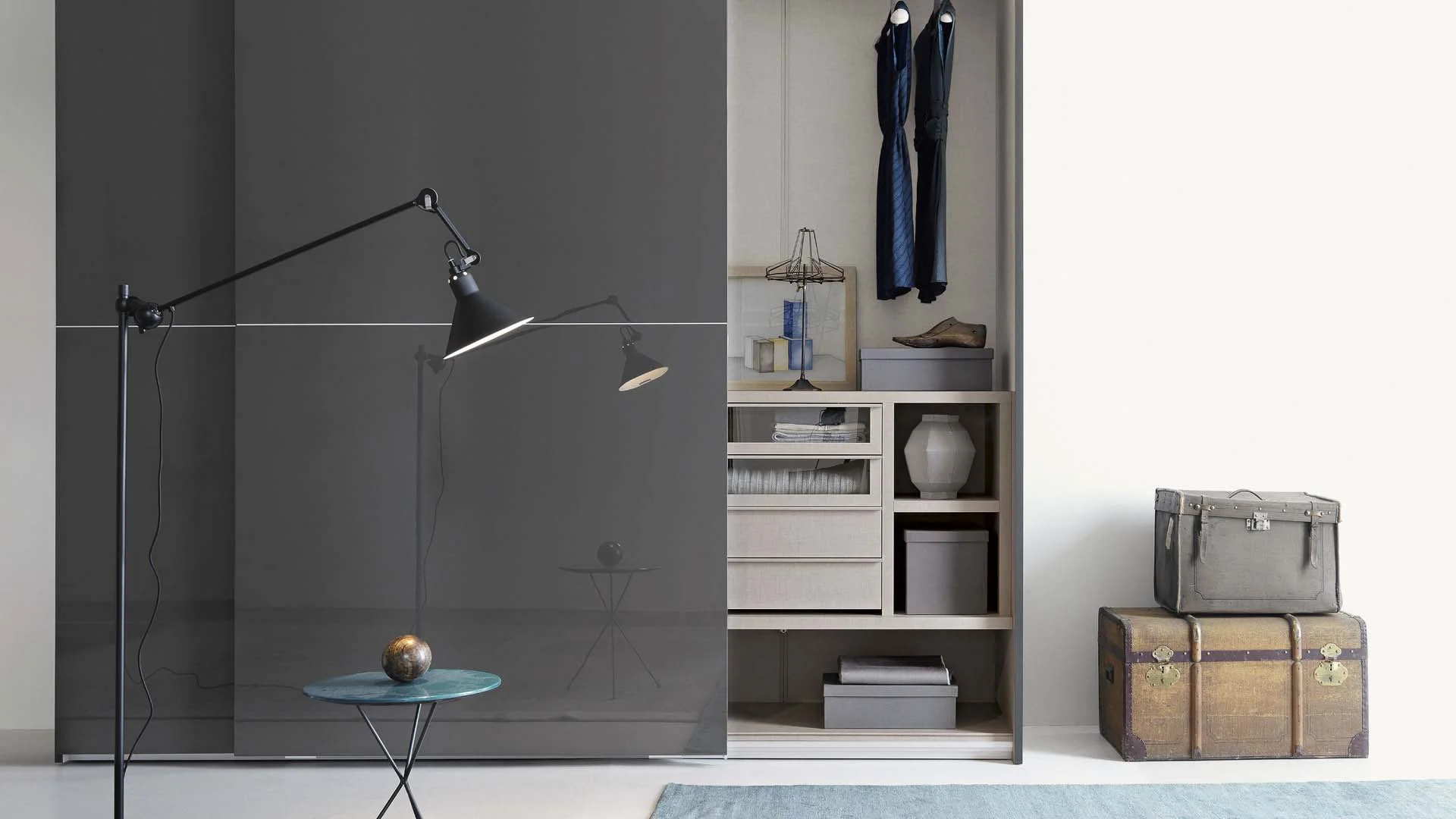 SLIDING WARDROBE