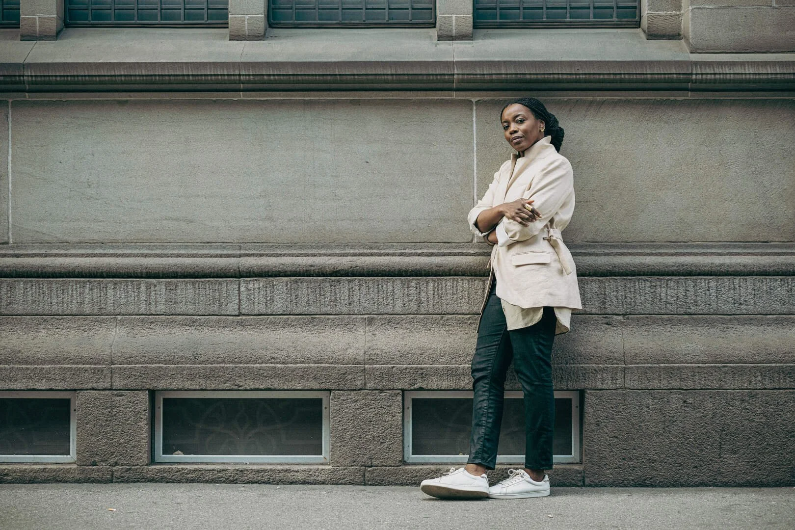 De Nigerese sterarchitecte Mariam Issoufou bouwt voor iedereen, zonder beton: “Waarom zouden arme mensen geen recht hebben op schoonheid?”