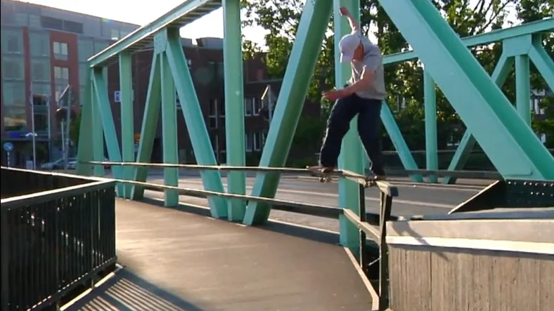 Skate Malmö | Dog Days Video