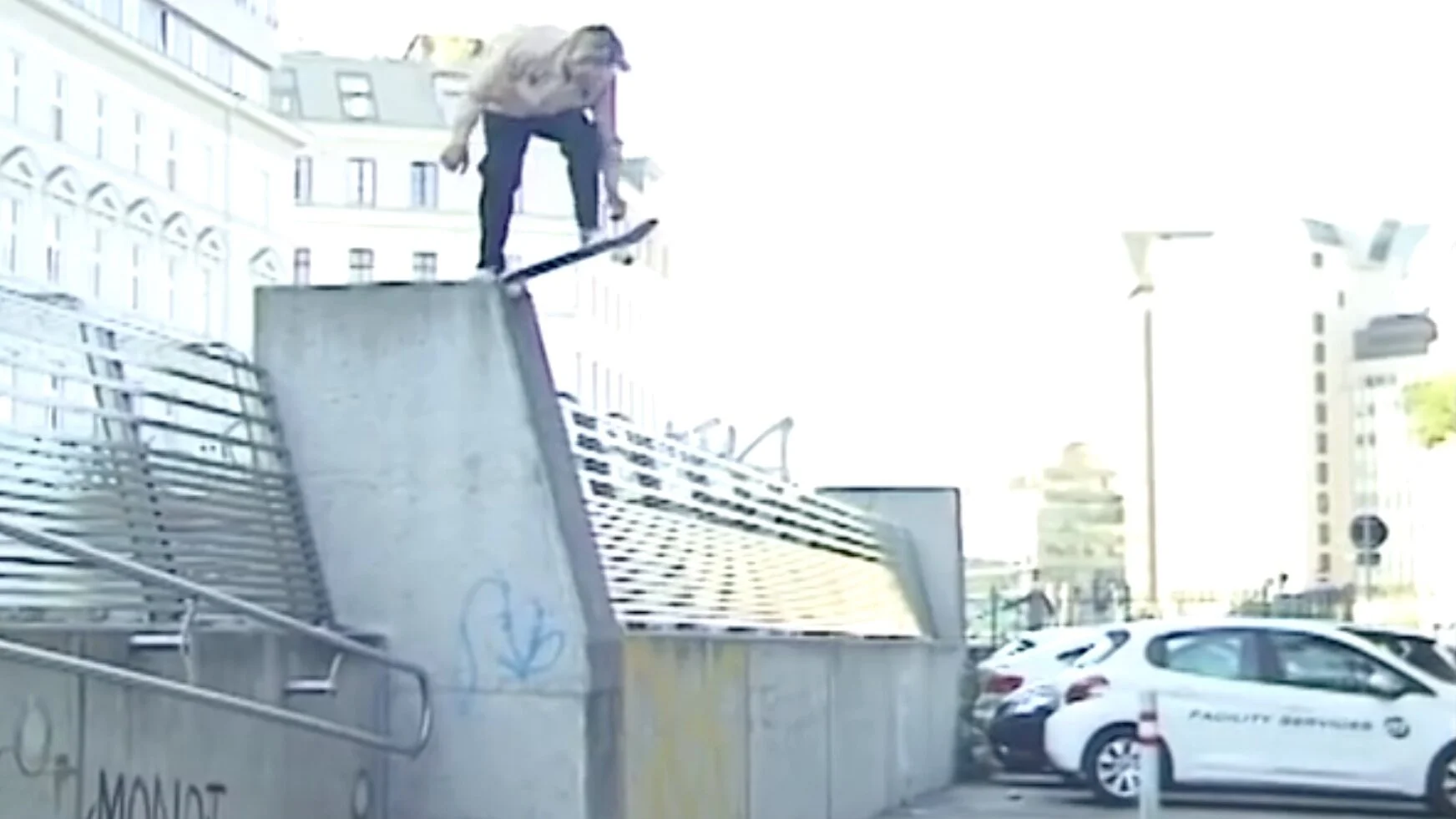 Skateboard Cafe | SONATA