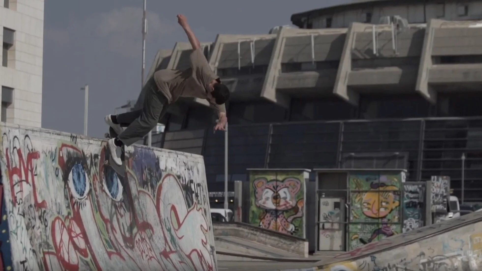Sam Beckett, Rune Glifberg &amp; Tom Schaar |&nbsp;Rolling Through the Holy Land