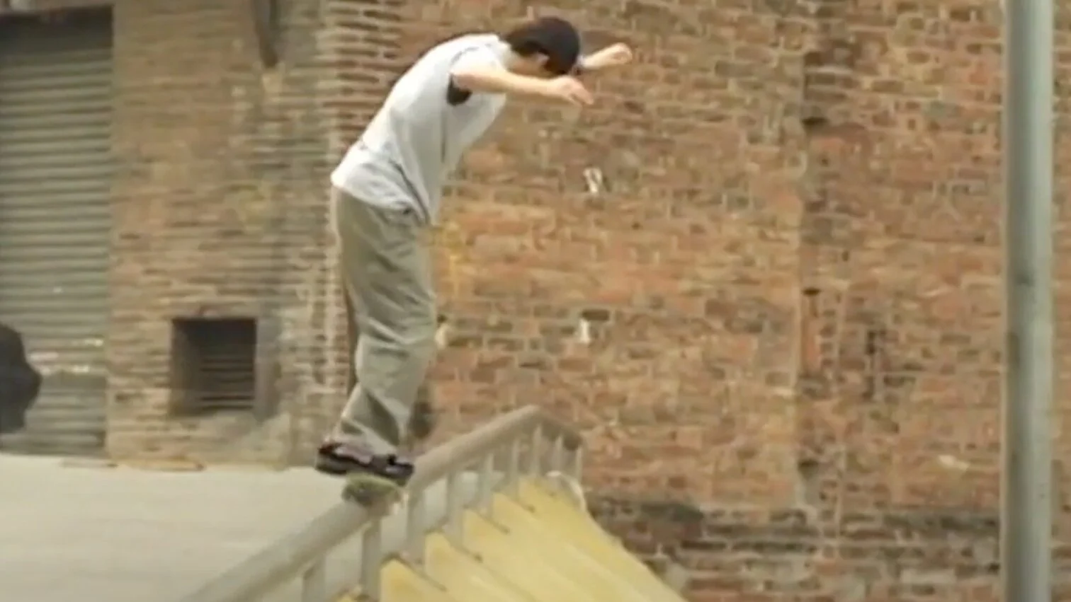 éS | Menikmati  - French Fred Tapes | Barcelona Days part 1
