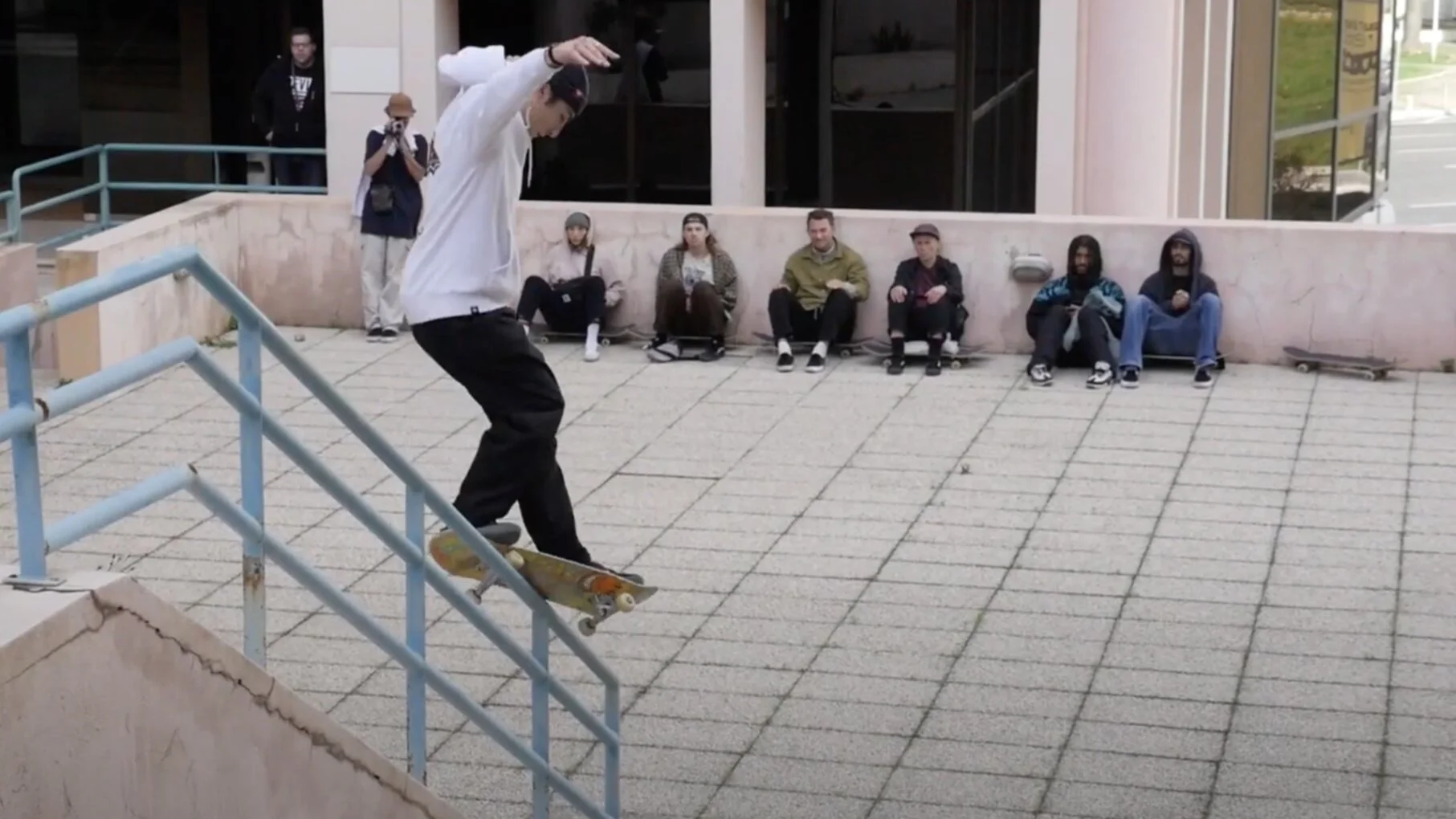 Cobble Wobble | Vans in Portugal