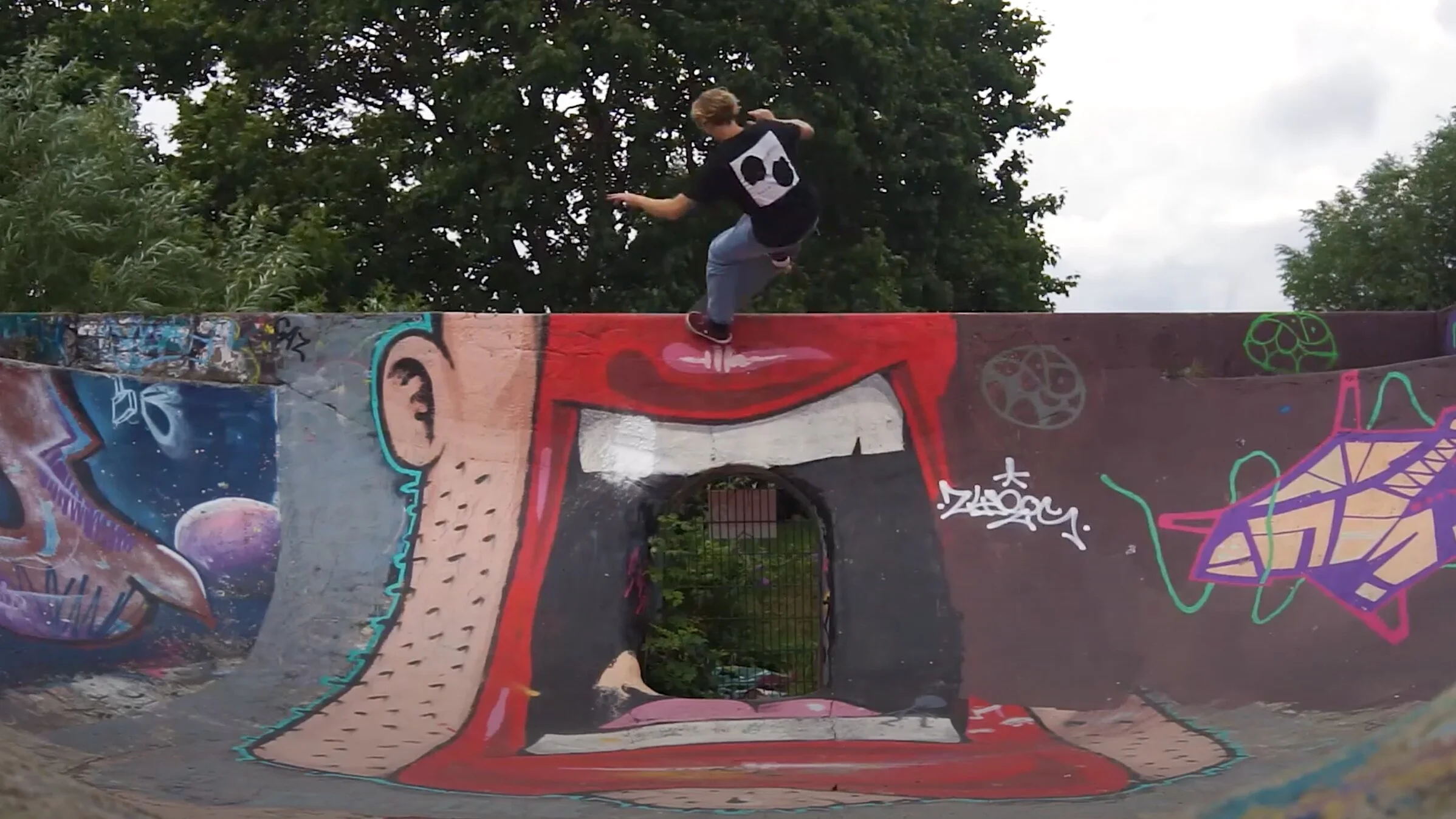 Aidan Campbell, Nick Garcia &amp; Barney Page |&nbsp;The Joslin Vulc from etnies