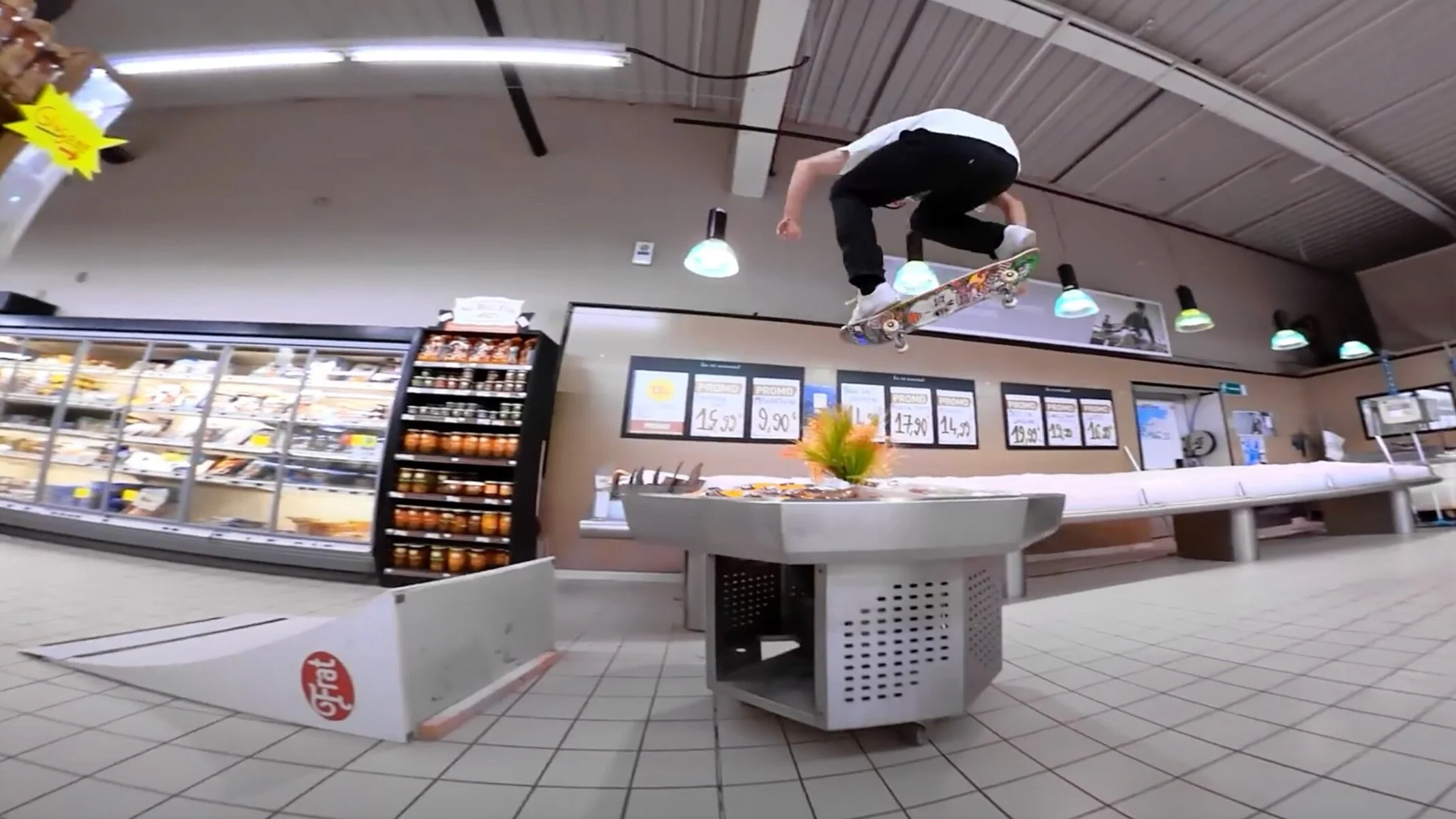 Thaynan Costa, Josef Skott, Madars Apse... | Supermarket Skate