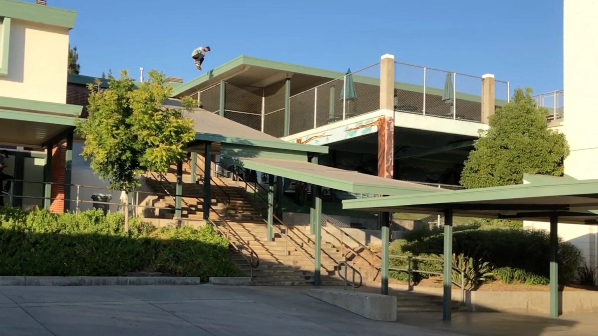 Chris Hiett 'Raw Clips' | Drollbaton Part 2