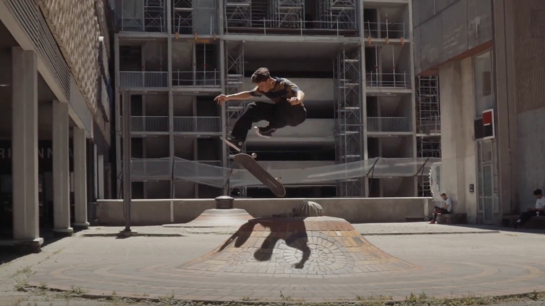 Film Trucks |&nbsp;PREMIER AMOUR - Full Length