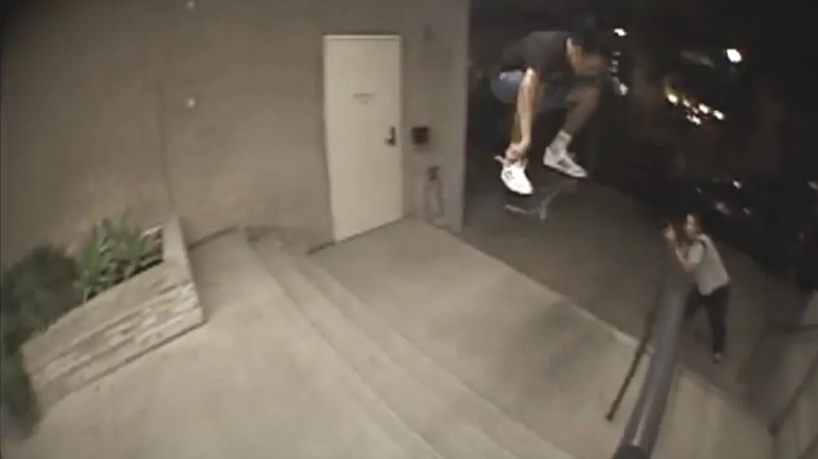 SALOMON CARDENAS | INSOMNIA - Venture Trucks