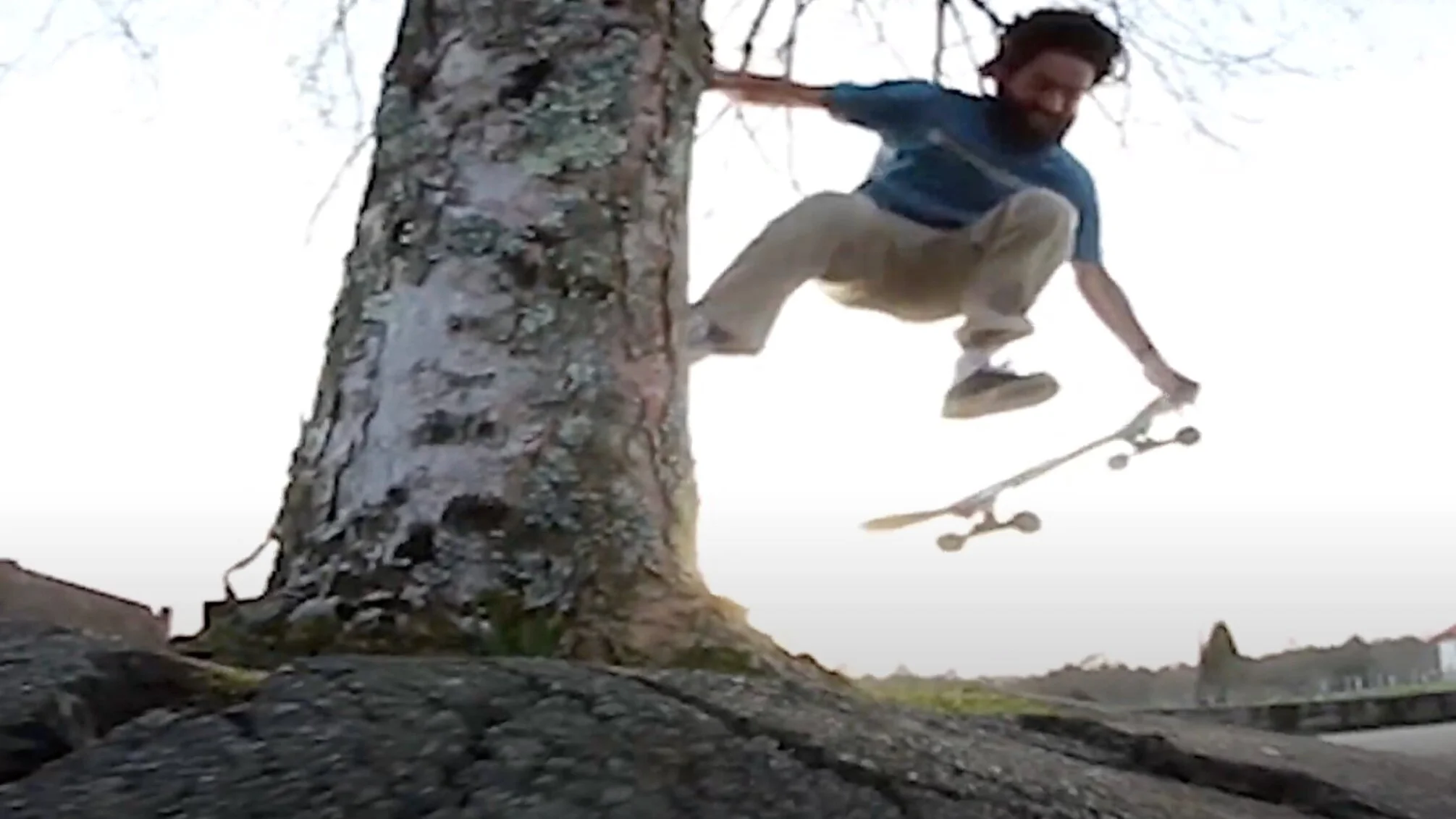 JAVIER SAAVEDRA |&nbsp;4/4/40