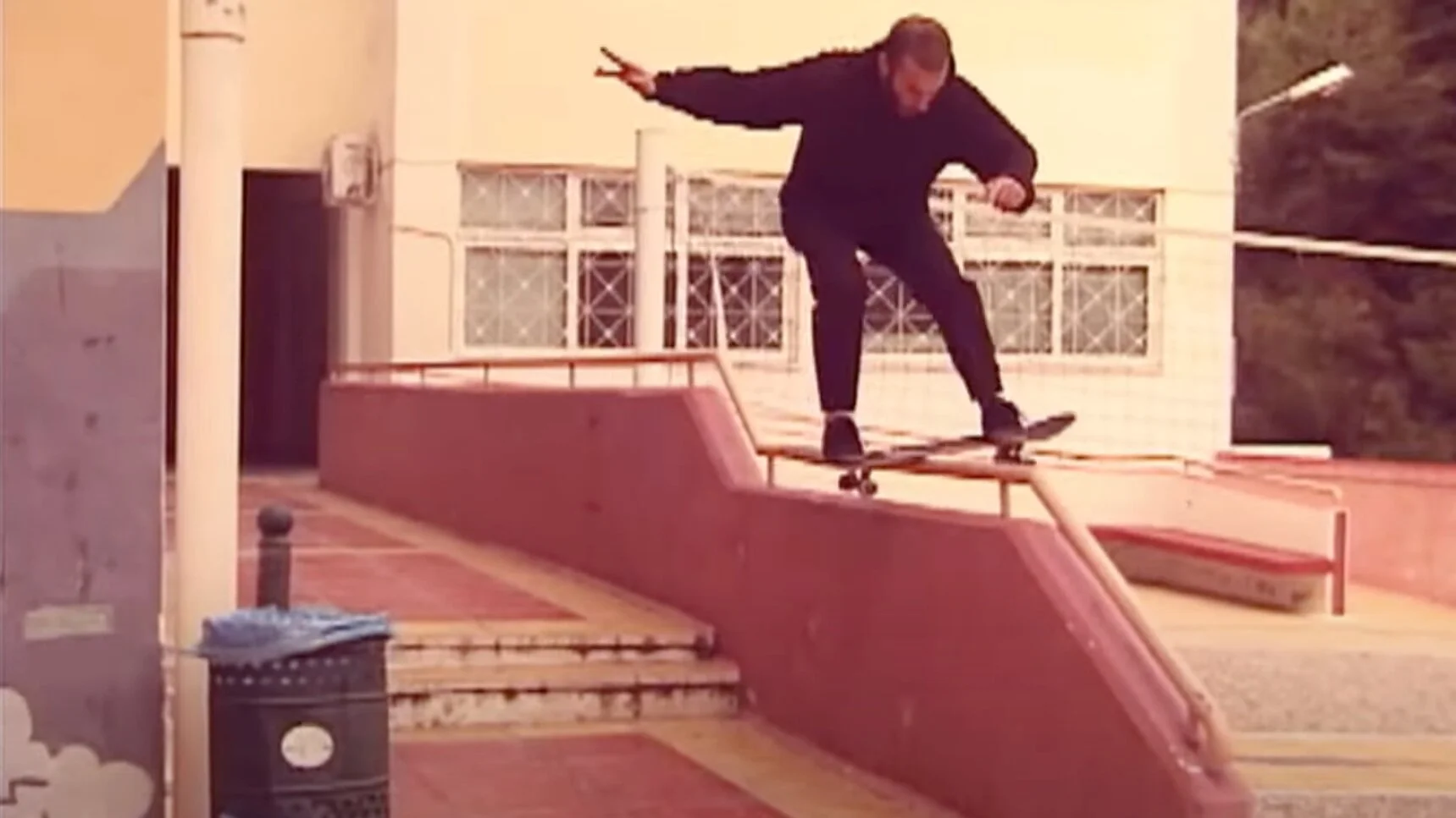 S.W.A.K |&nbsp;S.O.S Skateboards