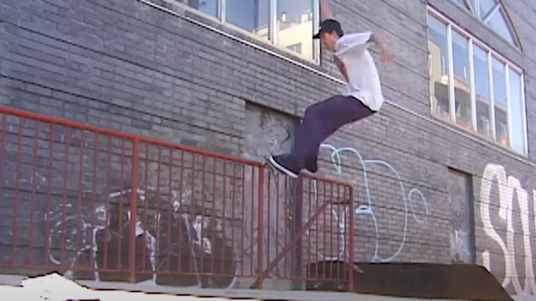 JASPER STIEVE | "VISITORS"