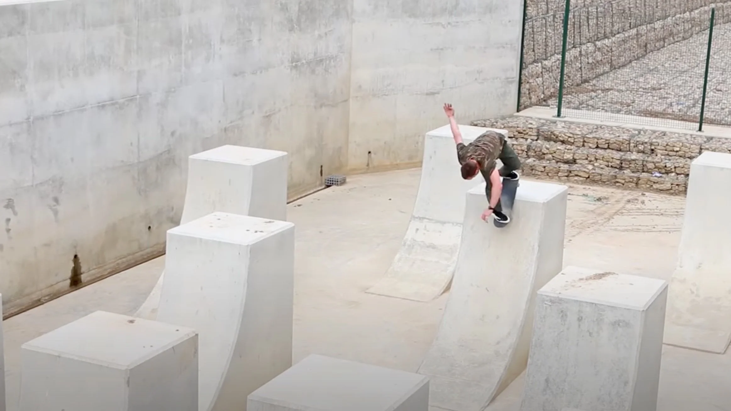 Parallel Skateboards | Land of the Rose