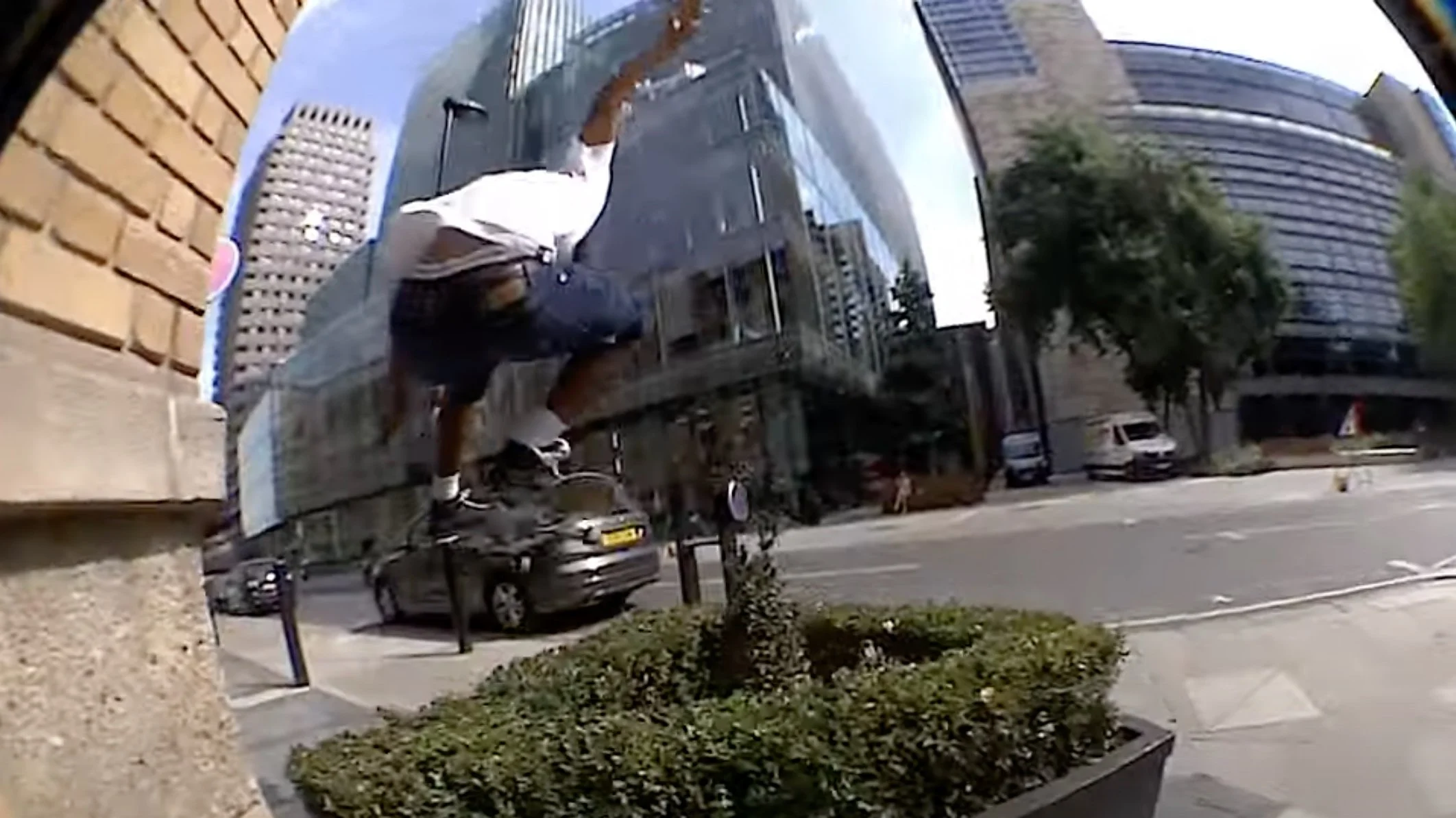 Hélas | Davide