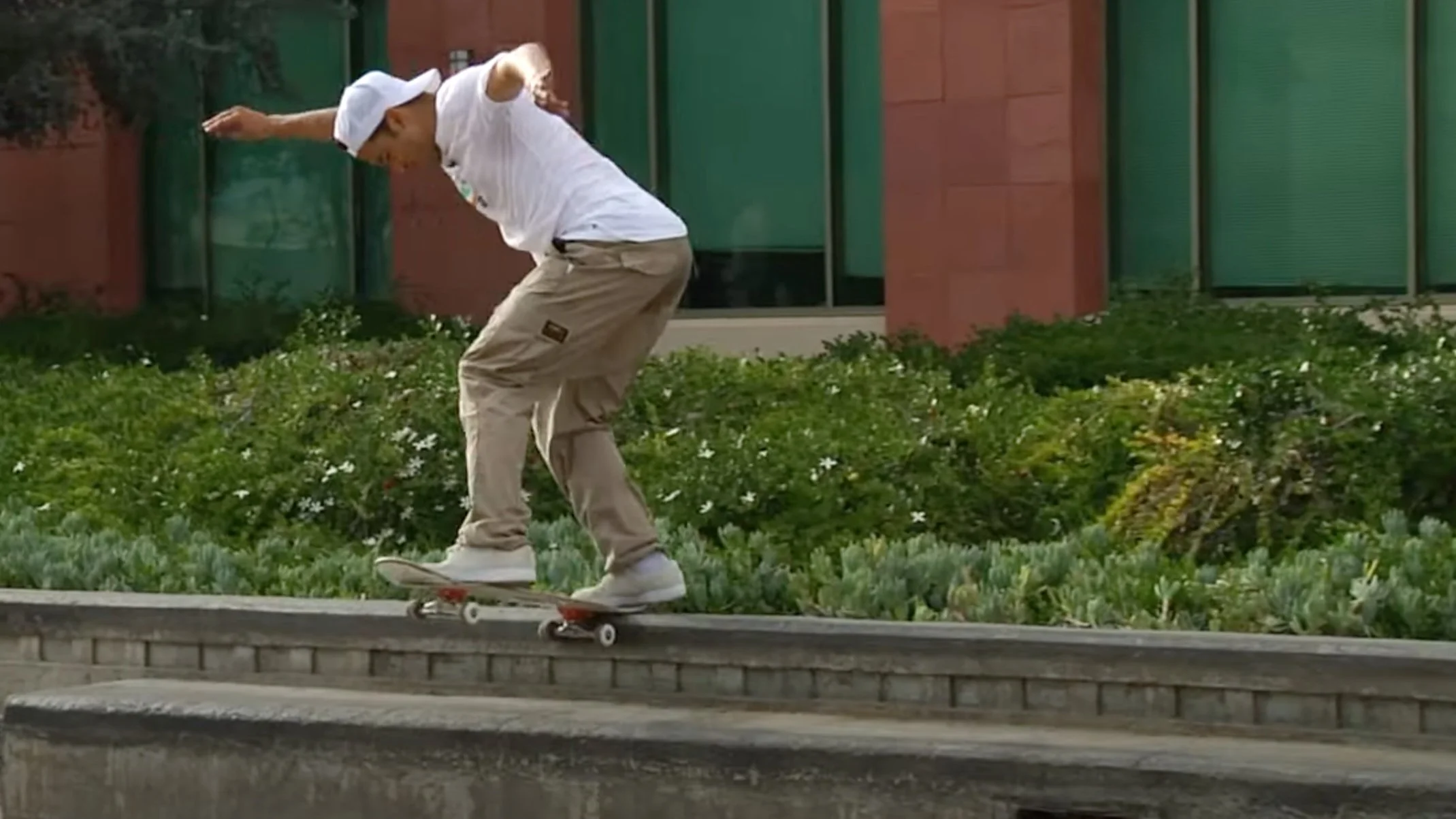 Paul Rodriguez | 2017 Raw Van Nuys Courthouse