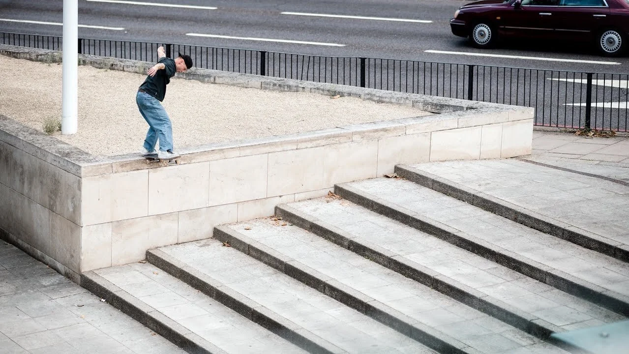 Charlie Munro | Primitive Skate - "SCRAPE" Part