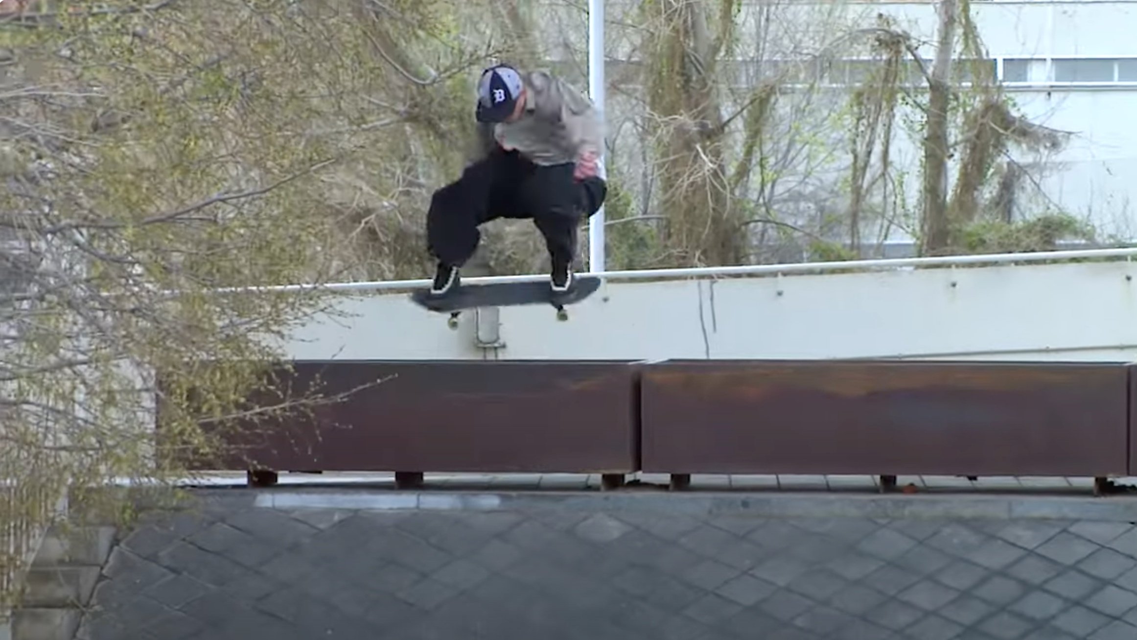 Gronze: TARÉ Video | Raw Skateboarding Footage