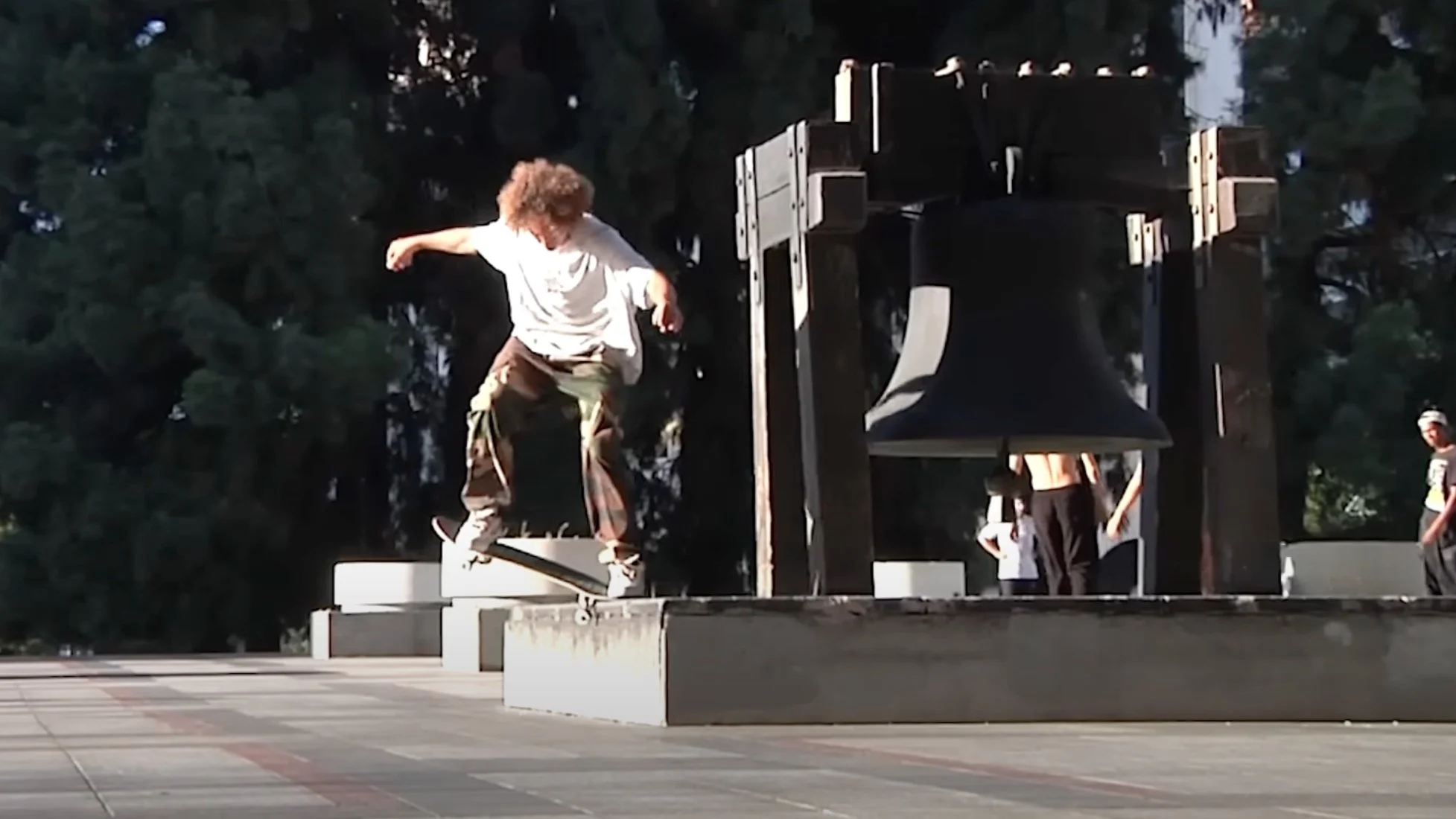 DGK |&nbsp;Jkwon Days: Shredding the Plaza Before the Cops Arrive