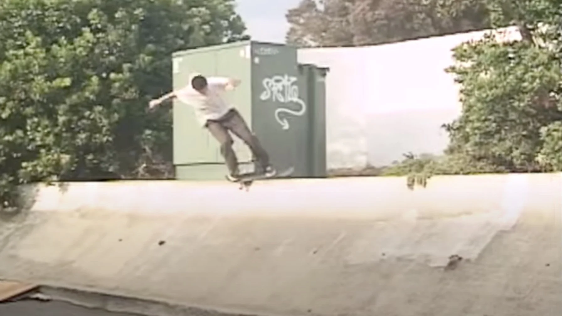 Anthony Anaya Shreds with ACE TRUCKS 
