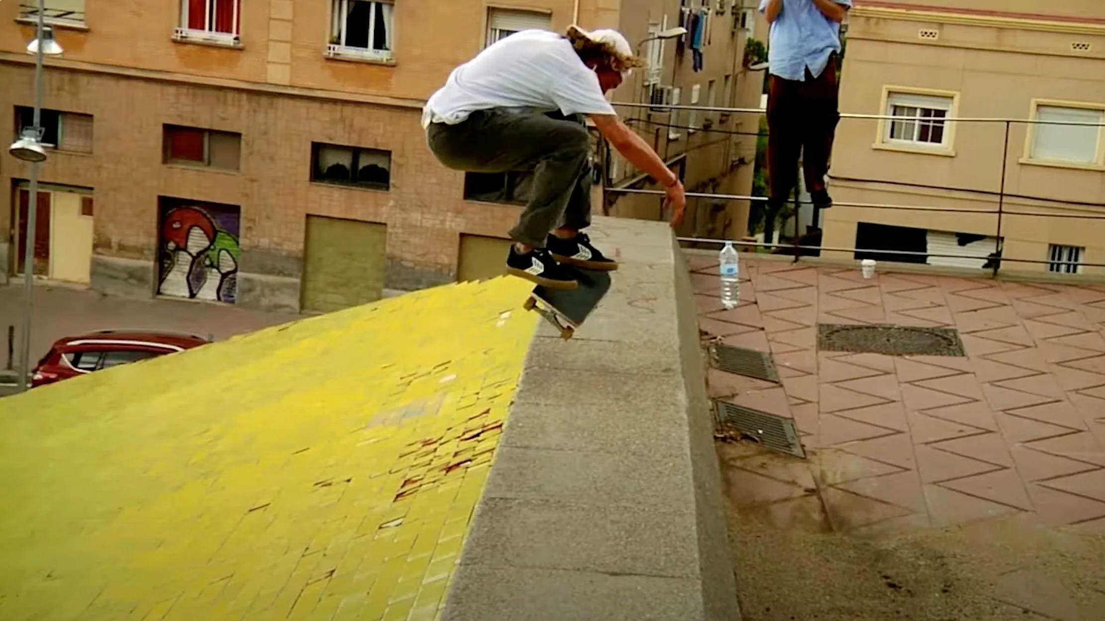Lauti Caluori's Epic Skate Part | 'Rezo Por Vos' Thrills!