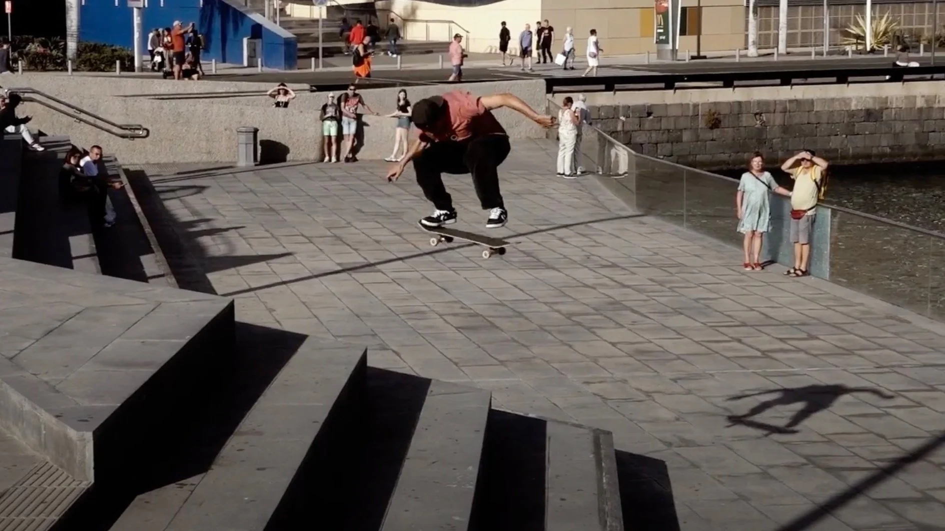 CARLOS CARDEÑOSA | ISLEÑO Part - PLAYER SKATEBOARDS