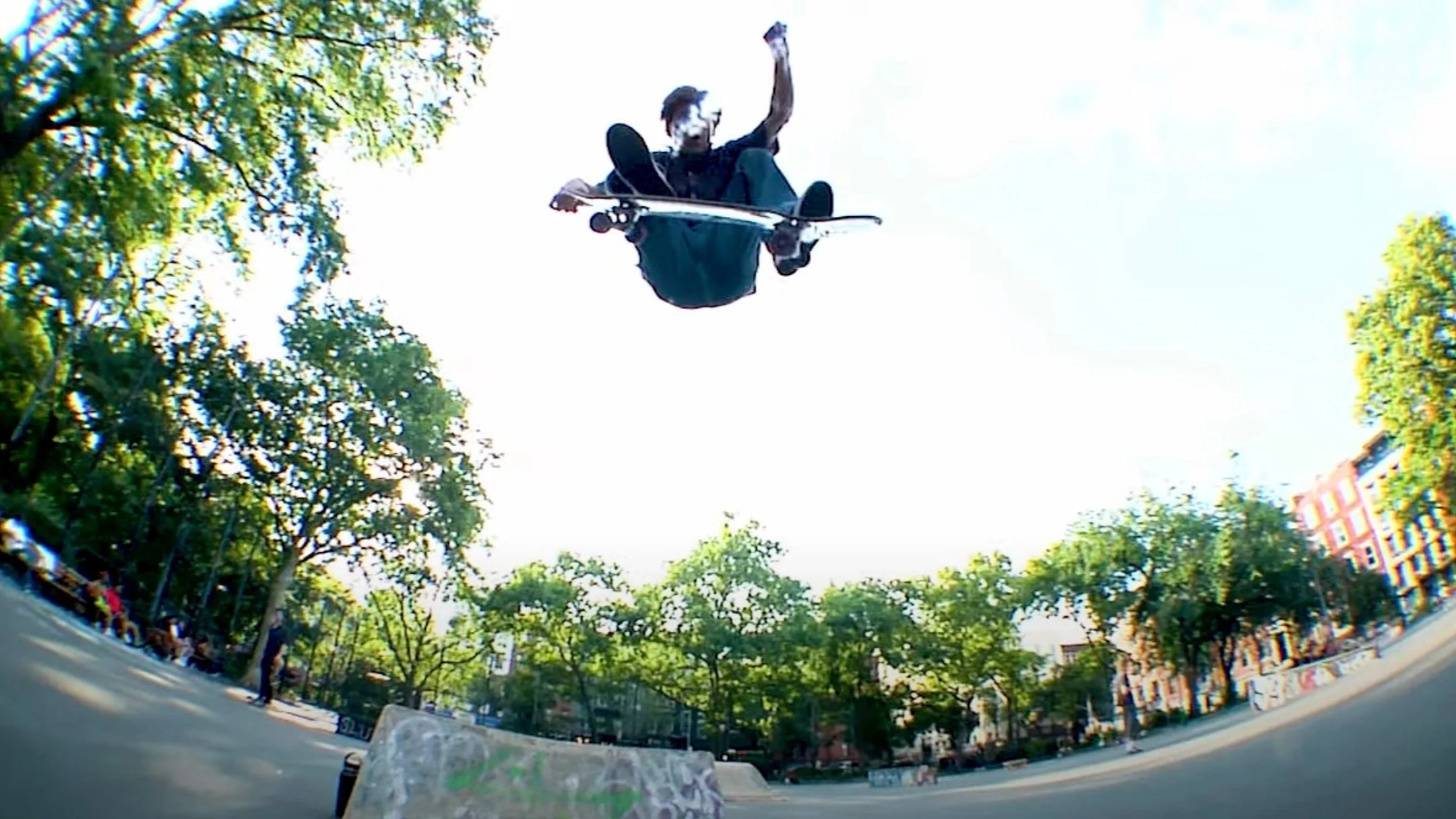 VIOLET x SPITFIRE |&nbsp;THE WHOLE WORLD IS WATCHING