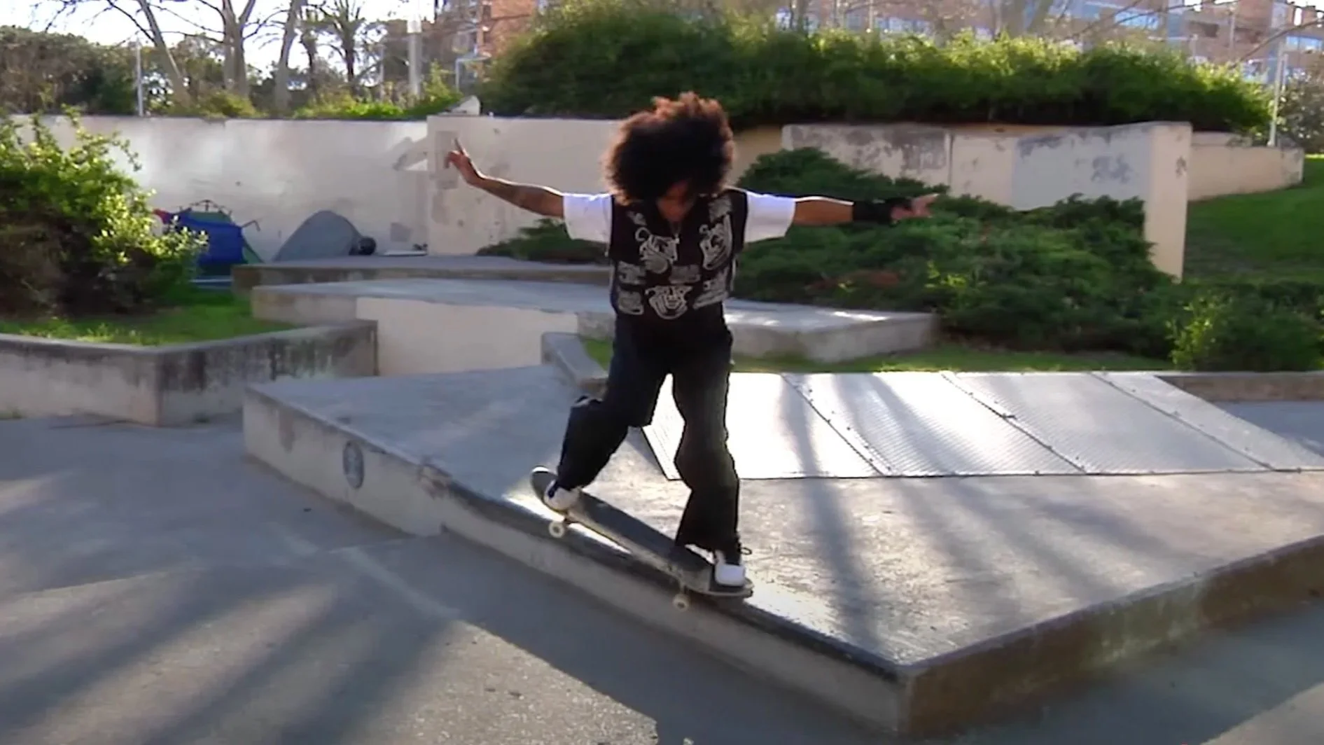 Vitória Mendonça | Venture Trucks Video Part
