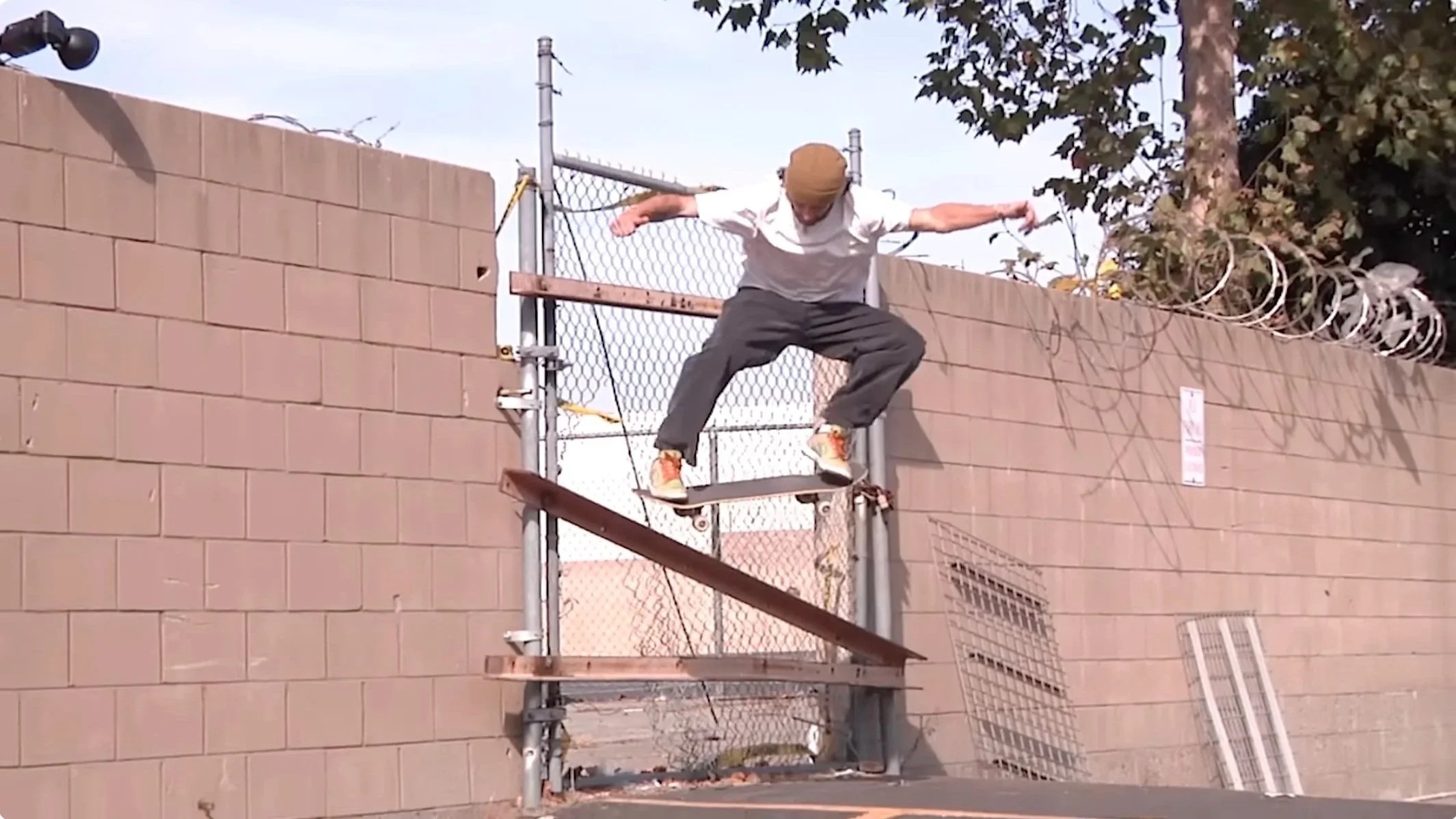 Tanner Burzinski Skates Shake Junt