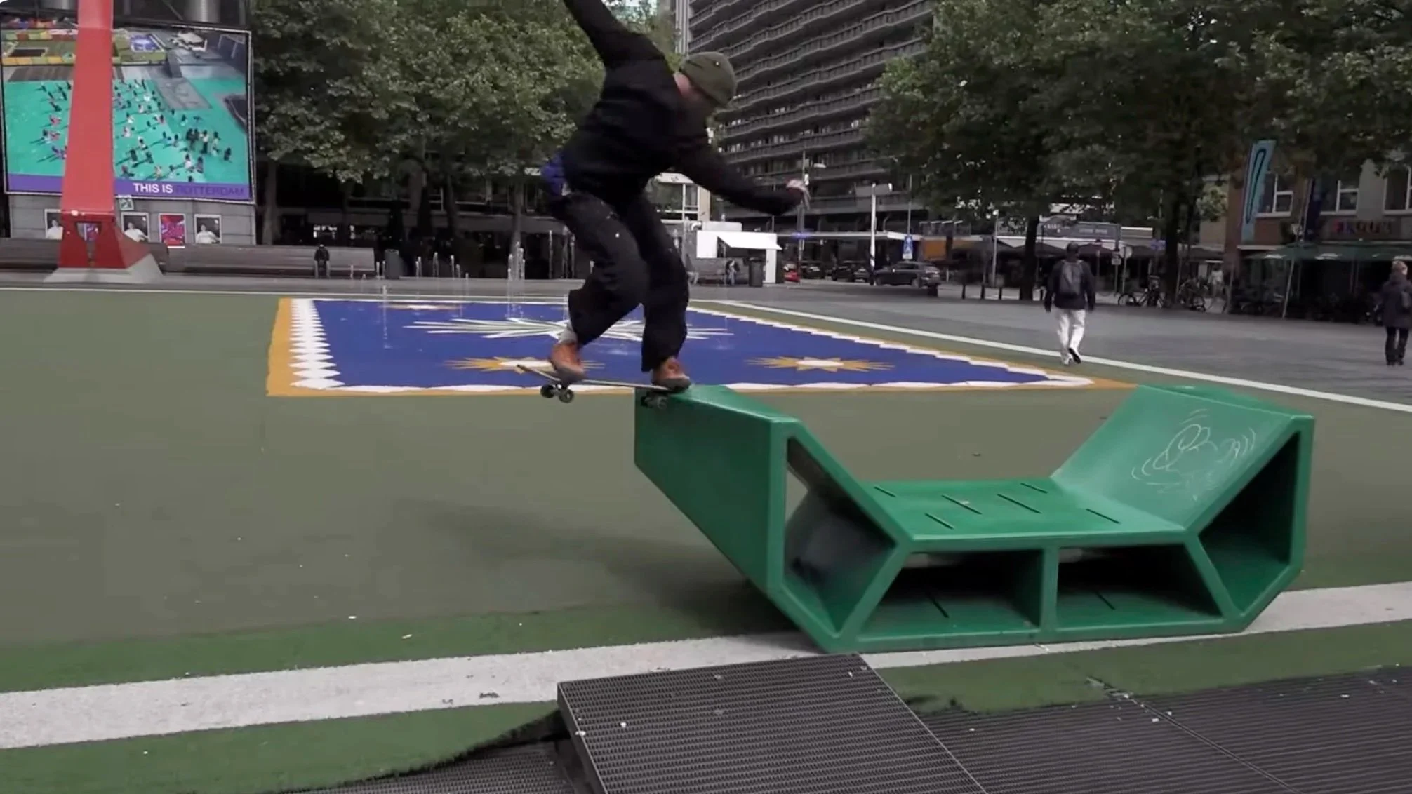 Sebastiaan Vijverberg “SOLACE” | Poetic Collective