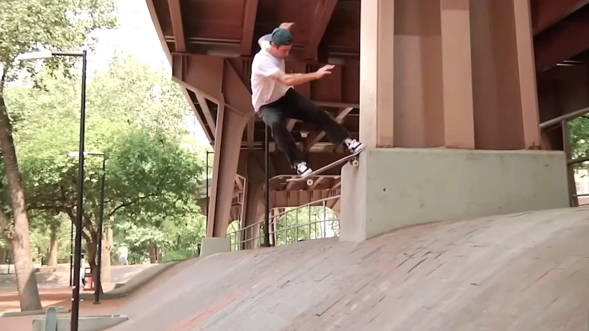 Skullcandy Team Shreds NYC | Louie Lopez, Mason Silva &amp; Reynolds