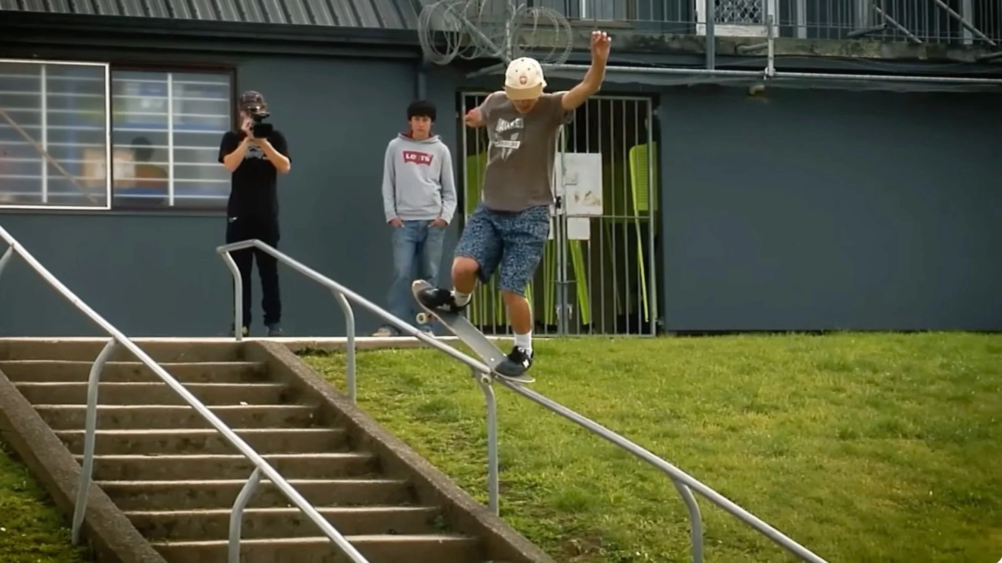 Ari Saffer Joins Volcom Australia &amp; NZ Skate Team