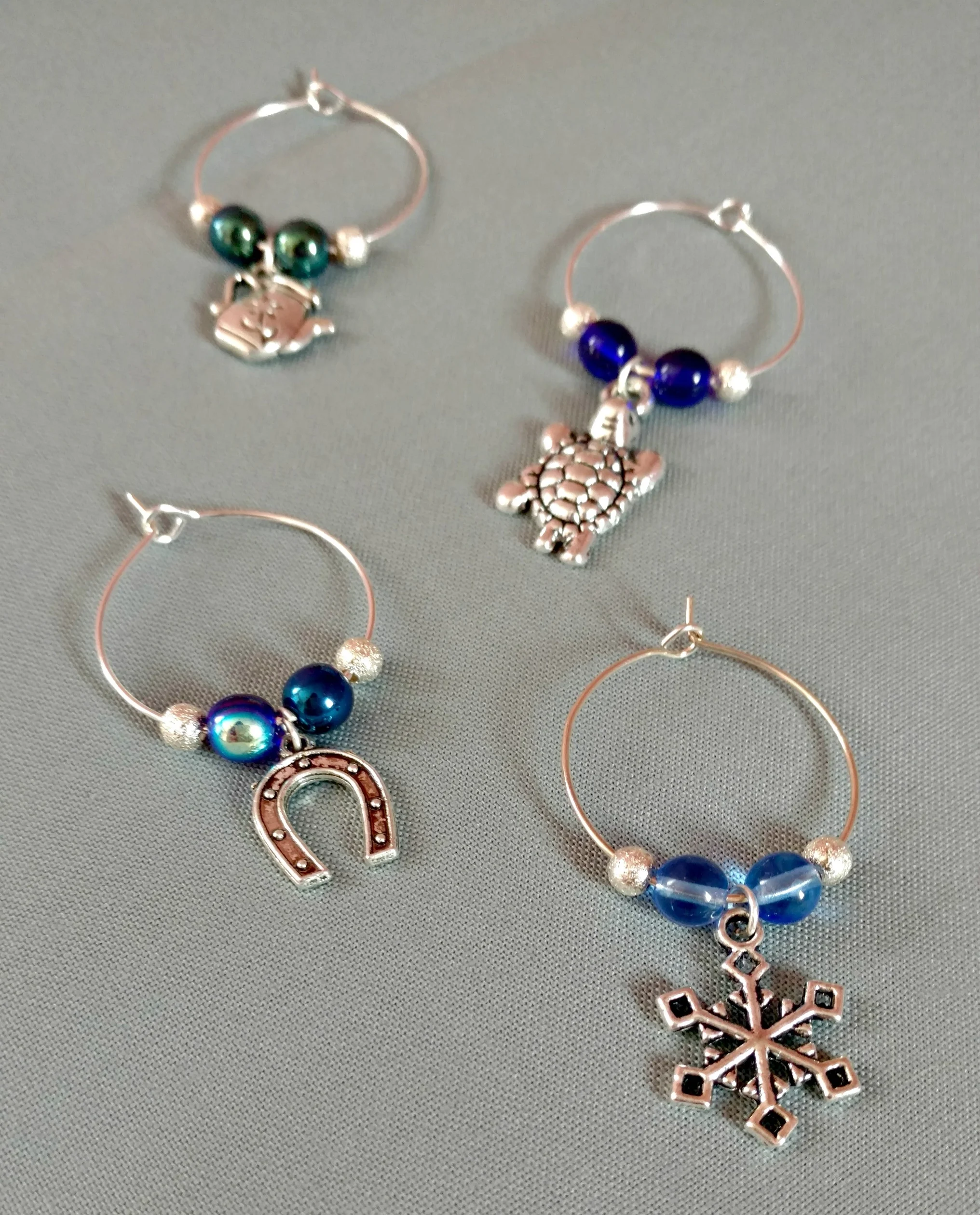 DIY Wine Charm Favors