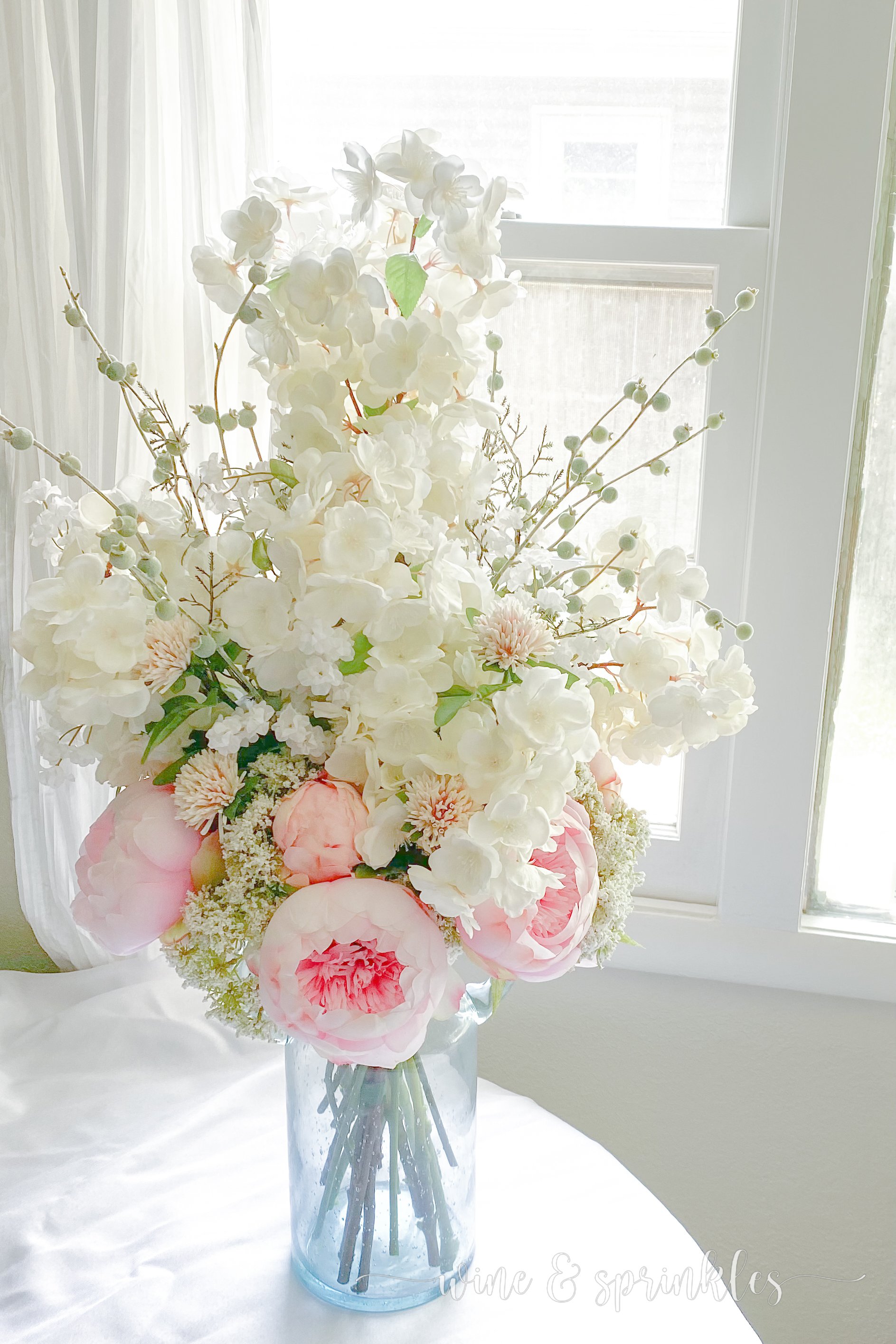 Wedding Blog Posts  Floral arrangements diy, Flower arrangements simple,  Fake flower arrangements